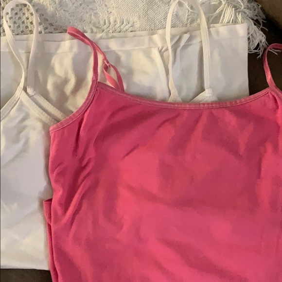 5 small and medium camisoles. - Picture 2 of 4